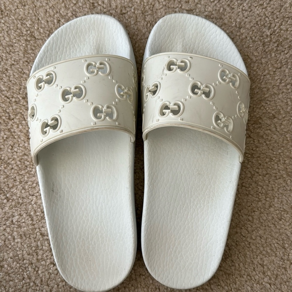 White Gucci slide